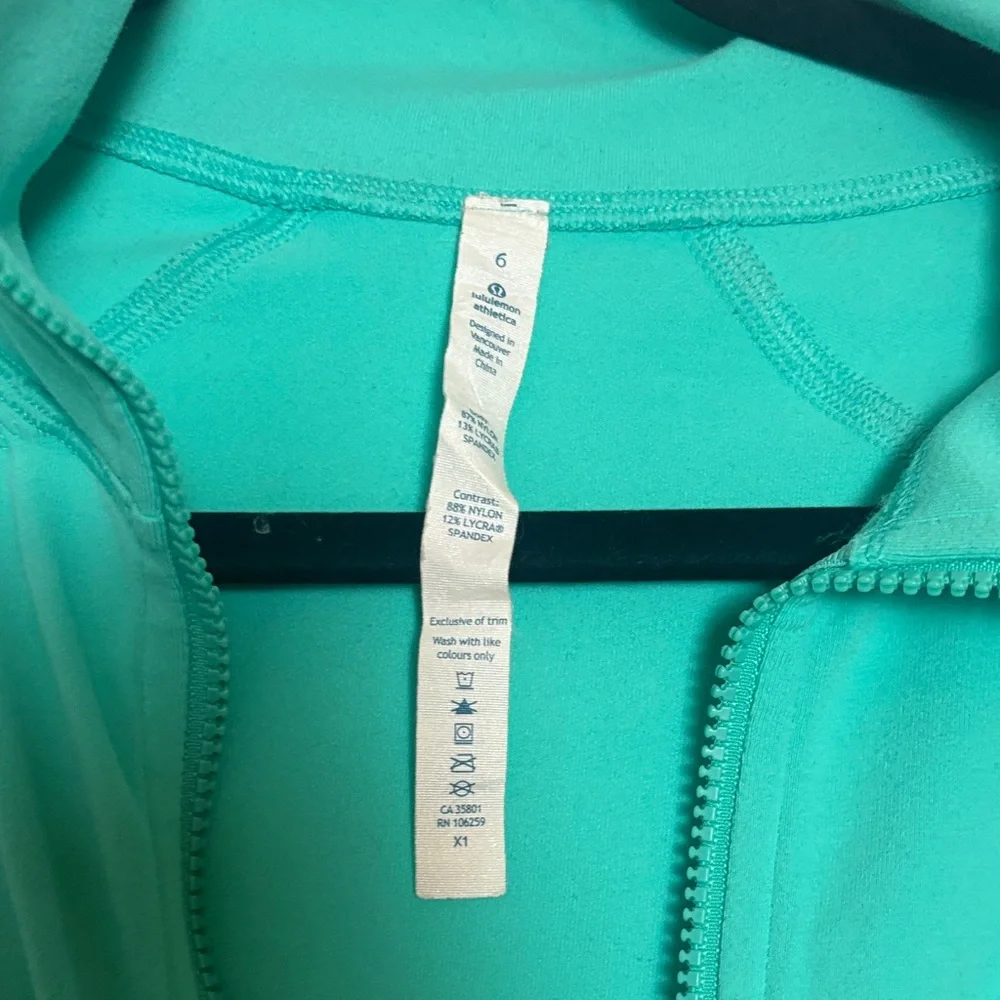 Lululemon In Stride Jacket - Picture 2 of 5